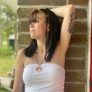 Meet your Posher, Syerra